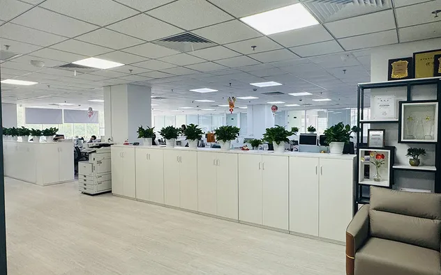 Chuyển đổi tốc độ vượt trội 5520-Vim-4X cho hiệu suất mạng liền mạch 5